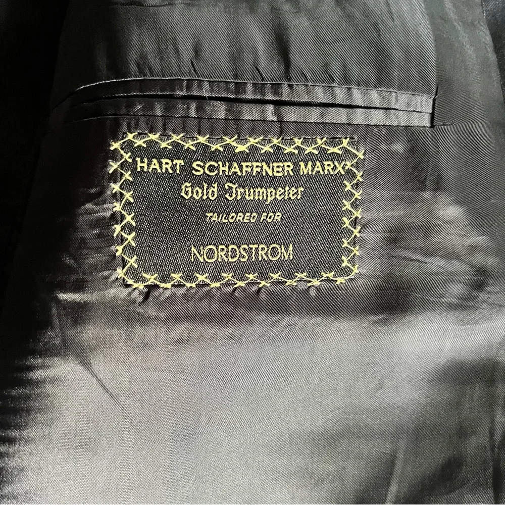 Hart Schaffner Marx Navy Pinstripe Blazer 42L
